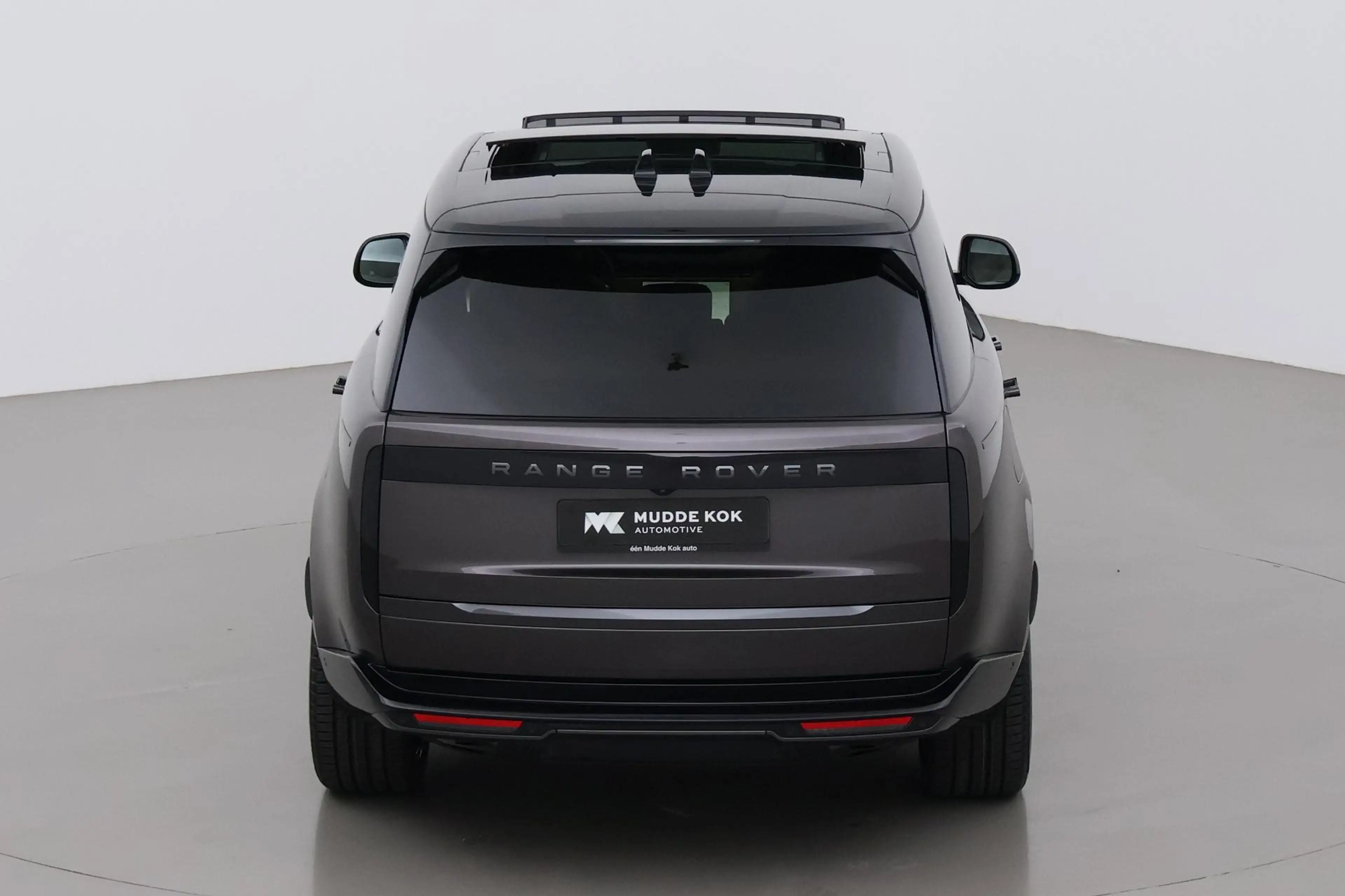 Land Rover Range Rover P550e Autobiography | Meridian Signature | 23 Inch — photo 9