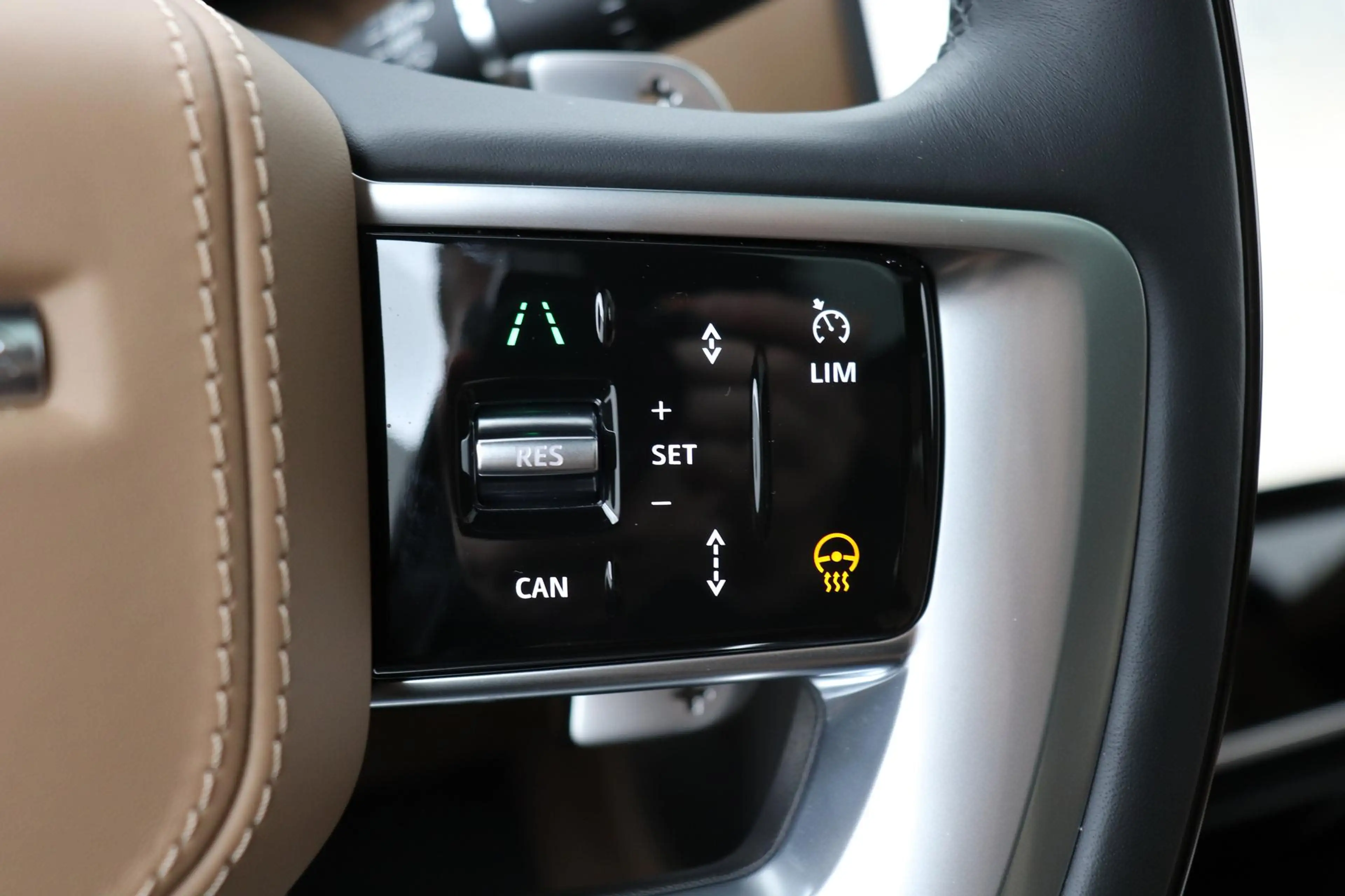 Land Rover Range Rover P550e Autobiography | Meridian Signature | 23 Inch — photo 42