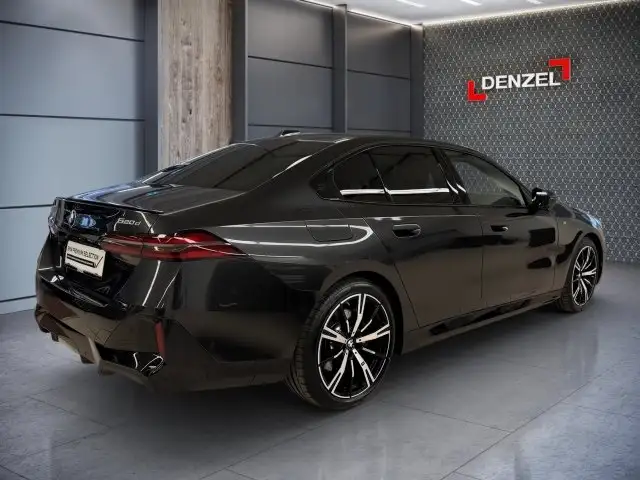 BMW 520 d xDrive Limousine G60 B47 Ansicht 4