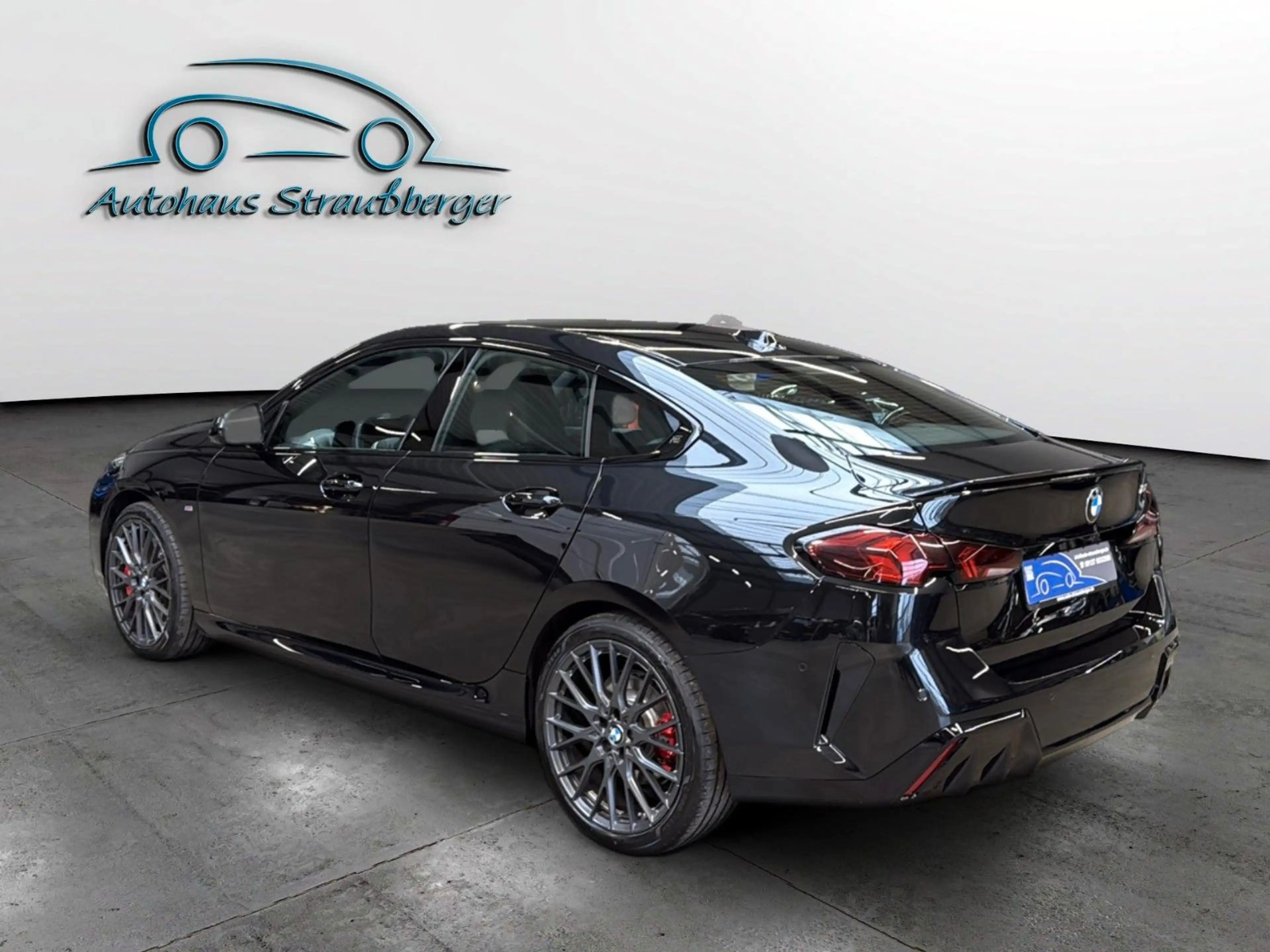 BMW 220 220i Gran Coupe M Sport Pro ACC HuD Iconic Glow — photo 3