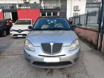 Ypsilon II 1.3 mjt 16v Oro Giallo 90cv