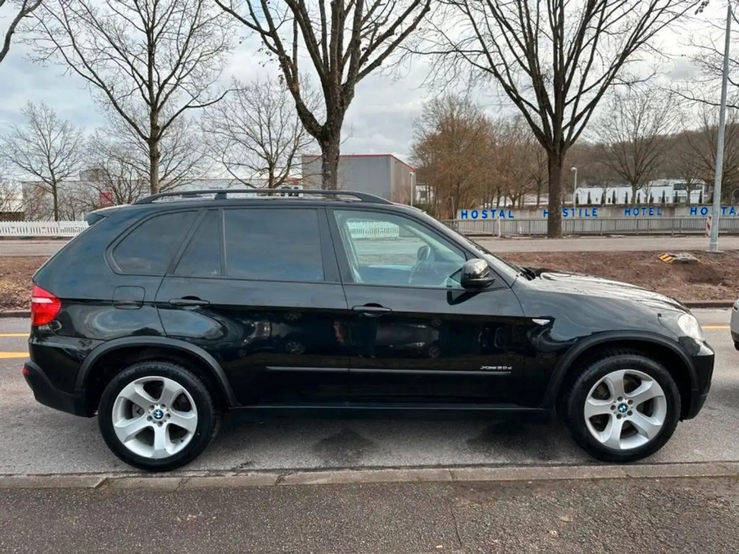 BMW X5 Baureihe X5 xDrive30d Schwarz - 2