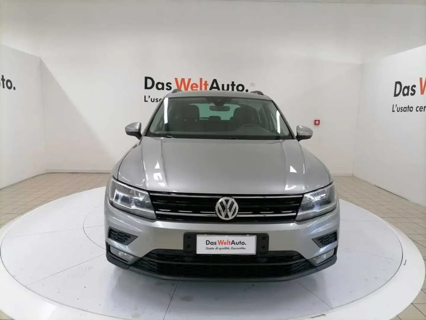 Volkswagen Tiguan 2.0 TDI DSG Business BMT Silber - 2
