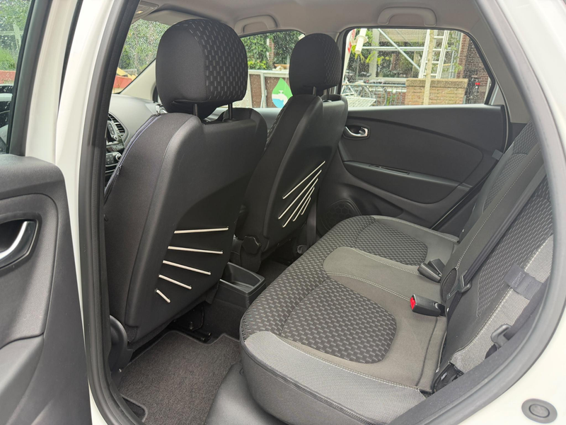 Renault Captur 0.9 TCe Intens — photo 11