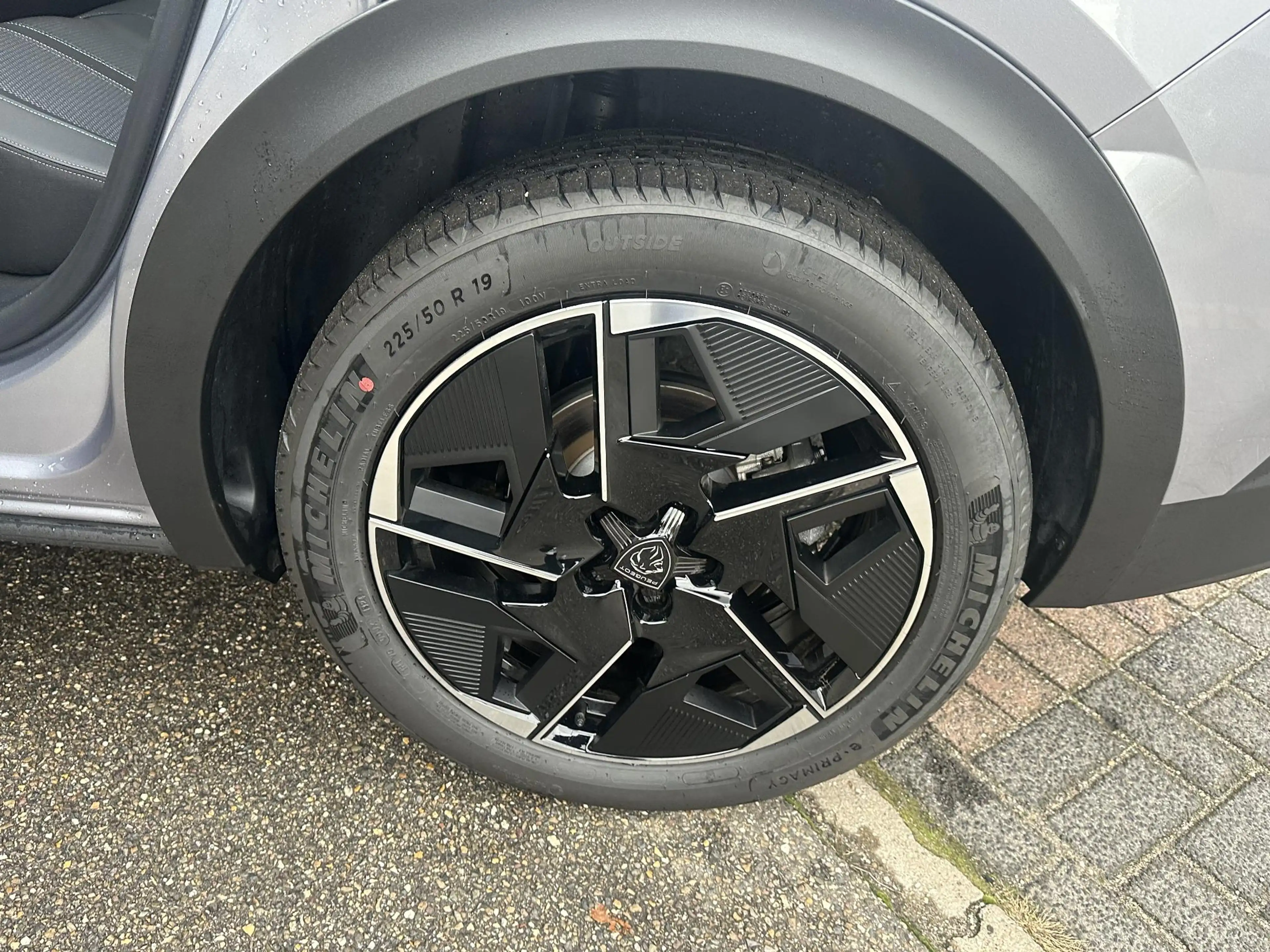 Peugeot 408 e-408 Allure 58 kWh SOH 99% | NIEUWE AUTO | ACHTER — photo 12