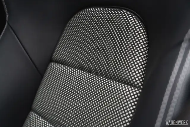 Porsche 992 GT3 RS PTS BLACKOLIV PCCB WEISSACH LIFT CLUBSPORT Ansicht 35