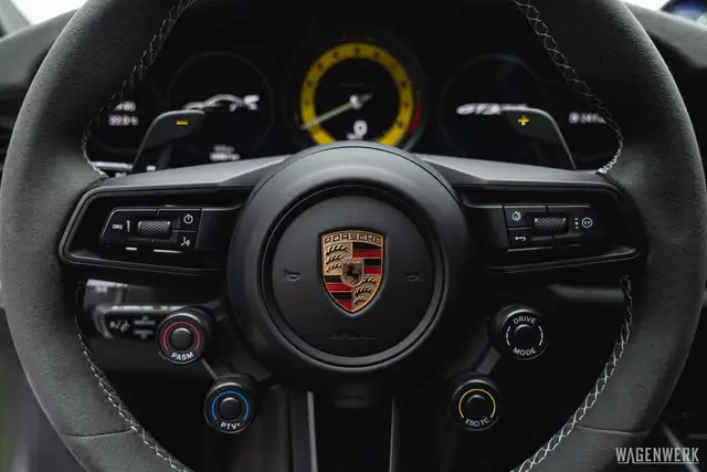 Porsche 992 GT3 RS PTS BLACKOLIV PCCB WEISSACH LIFT CLUBSPORT Ansicht 40