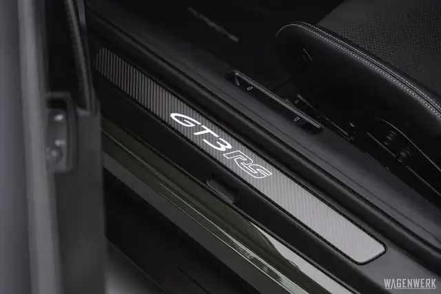 Porsche 992 GT3 RS PTS BLACKOLIV PCCB WEISSACH LIFT CLUBSPORT Ansicht 38