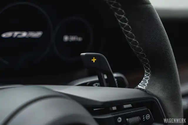 Porsche 992 GT3 RS PTS BLACKOLIV PCCB WEISSACH LIFT CLUBSPORT Ansicht 46