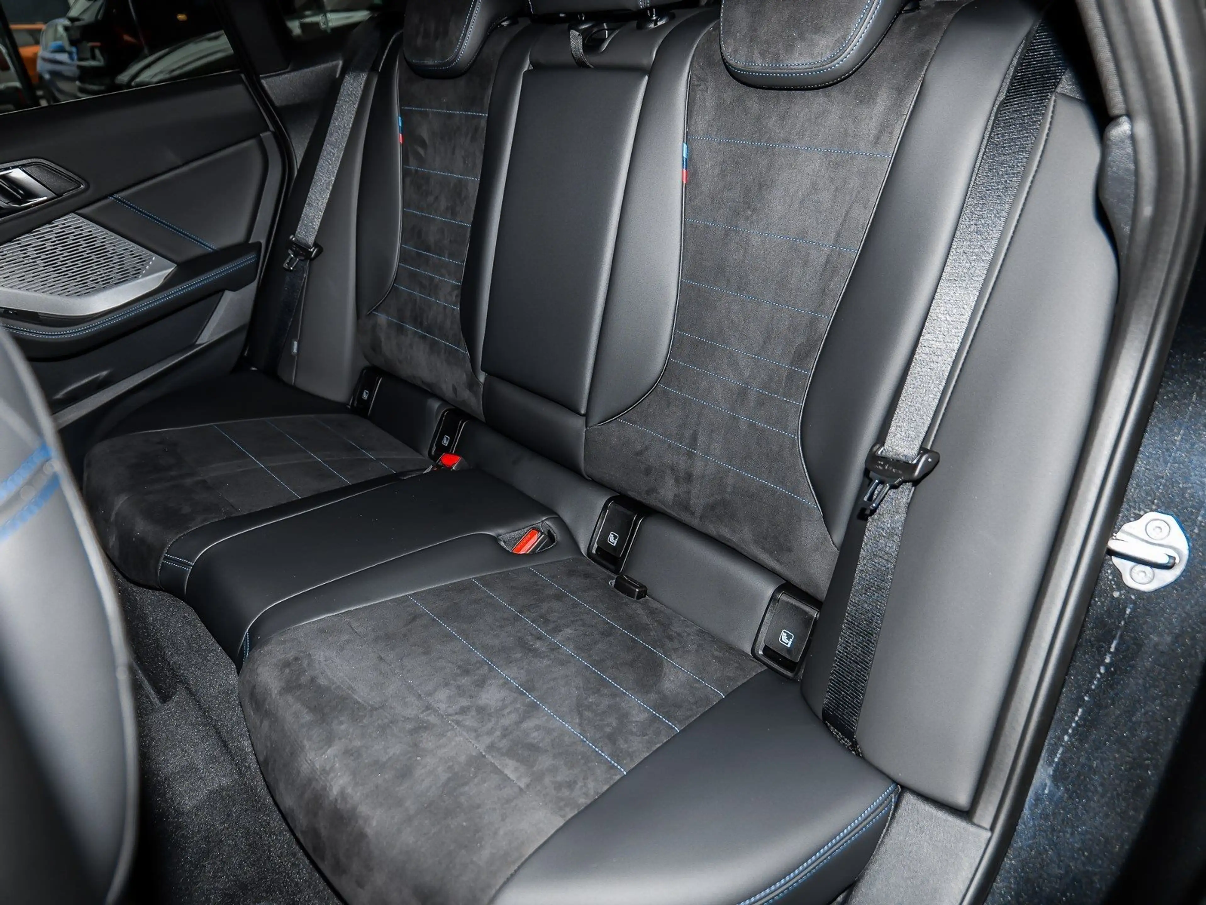 BMW 216 M Sport PANO RFK NAVI LED PDC V+H DAB Klima — photo 8