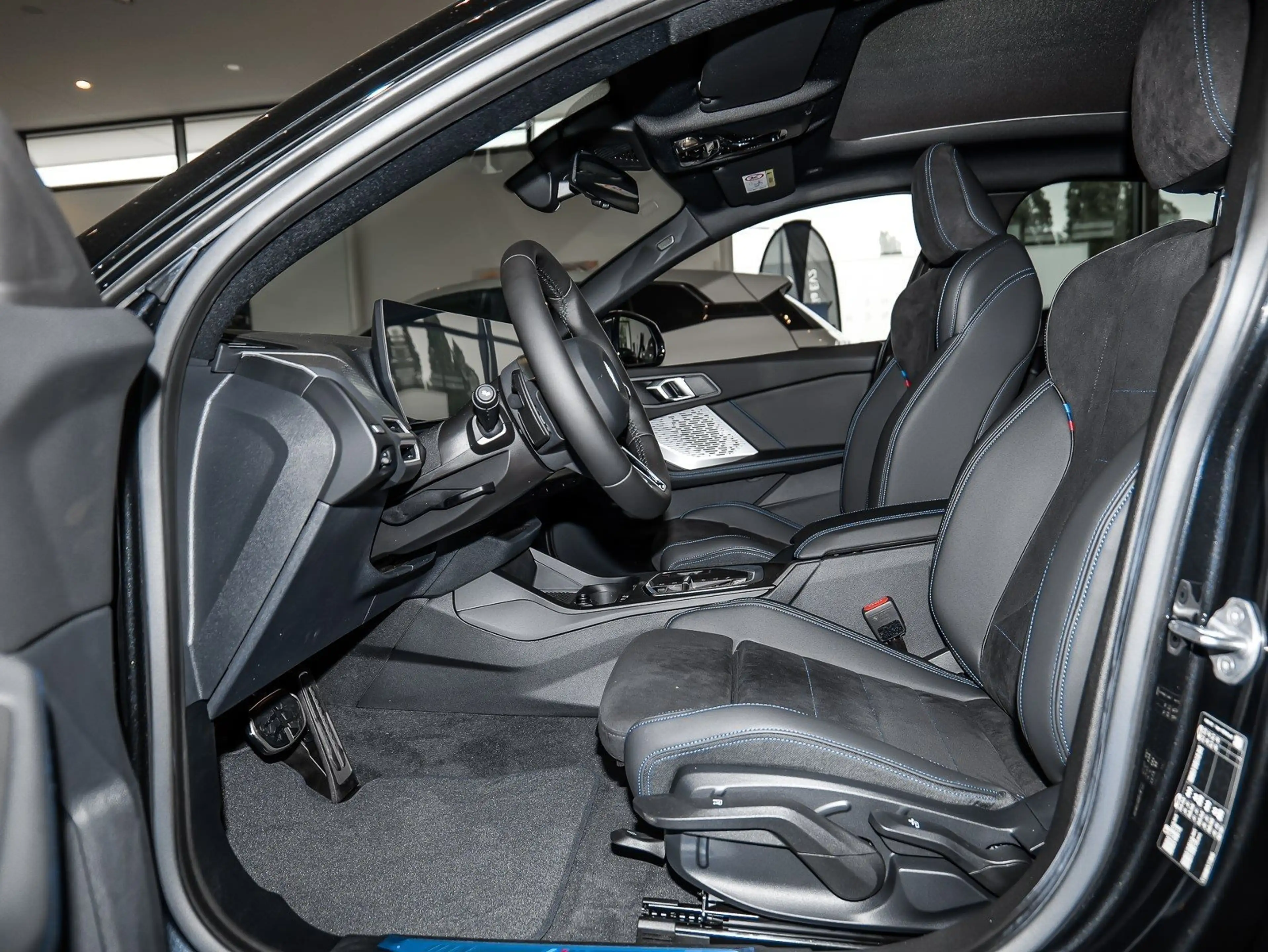BMW 216 M Sport PANO RFK NAVI LED PDC V+H DAB Klima — photo 7