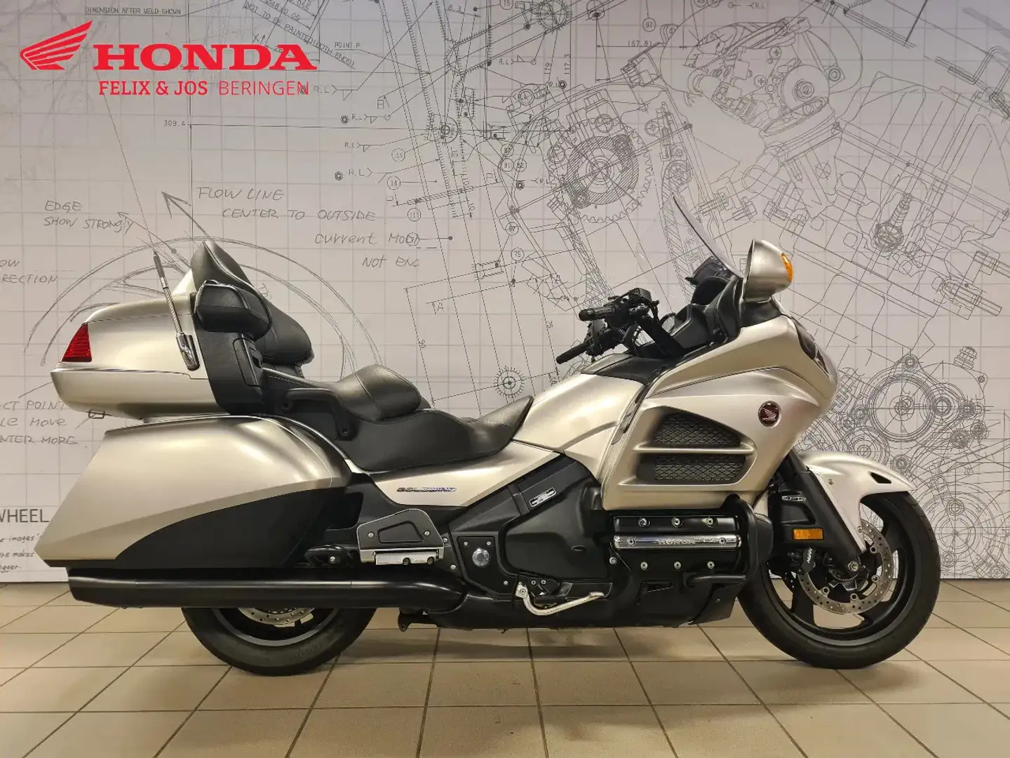Honda GL 1800 Goldwing Gris - 1