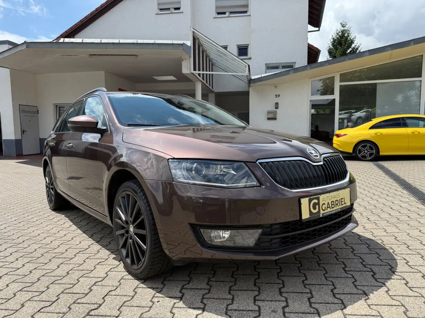 Skoda Octavia Combi Style 1.8 TSI LED StandHZ PDC Braun - 1