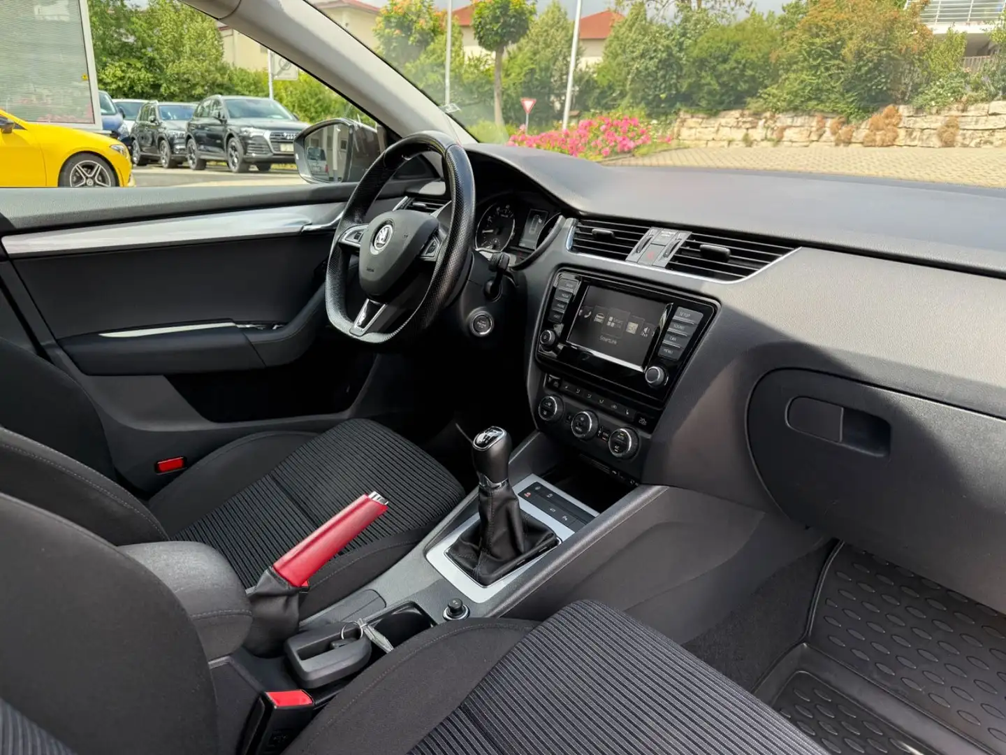 Skoda Octavia Combi Style 1.8 TSI LED StandHZ PDC Braun - 2