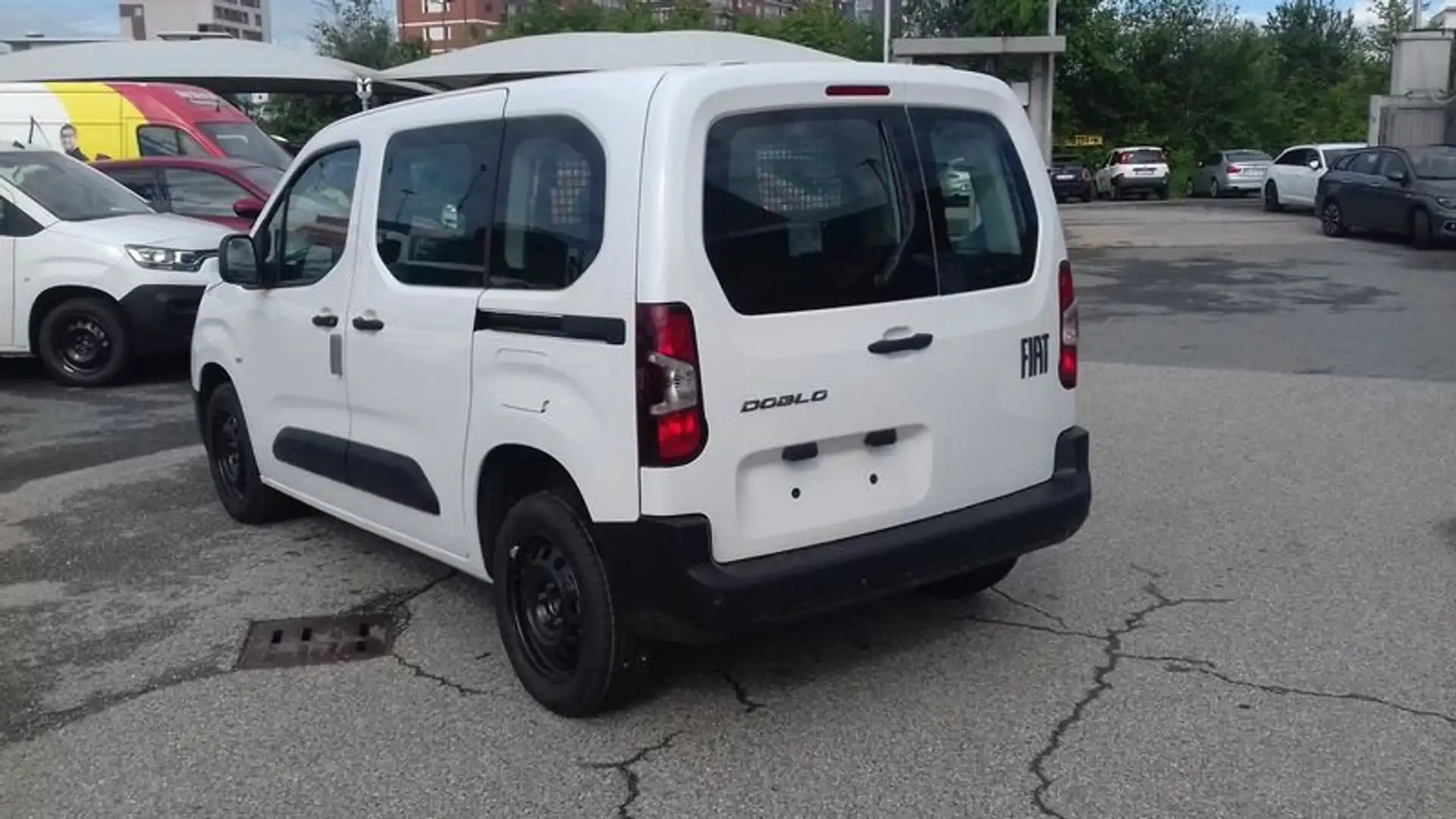 Fiat Doblo CH1 COMBI N1 AUTOCARRO 5 POSTI 1.5BLUEHDI 130CV M Blanc - 2