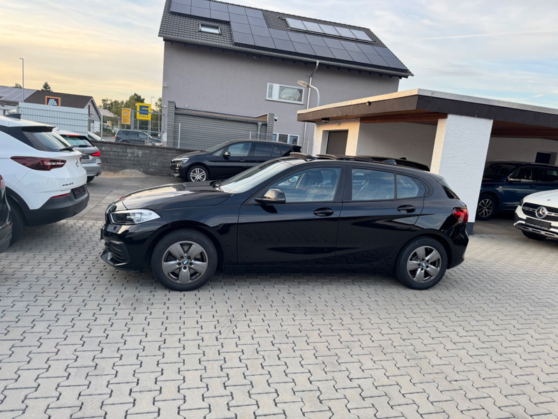 BMW 118 d NAVI PANORAMA-DACH SPURH TEMP SITZH PDC — photo 15