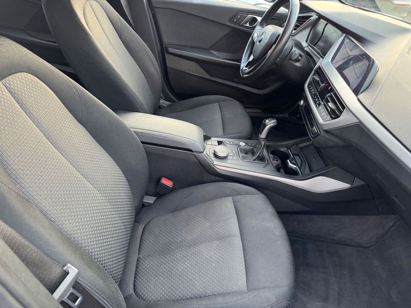 BMW 118 d NAVI PANORAMA-DACH SPURH TEMP SITZH PDC — photo 12