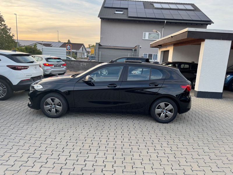 BMW 118 d NAVI PANORAMA-DACH SPURH TEMP SITZH PDC