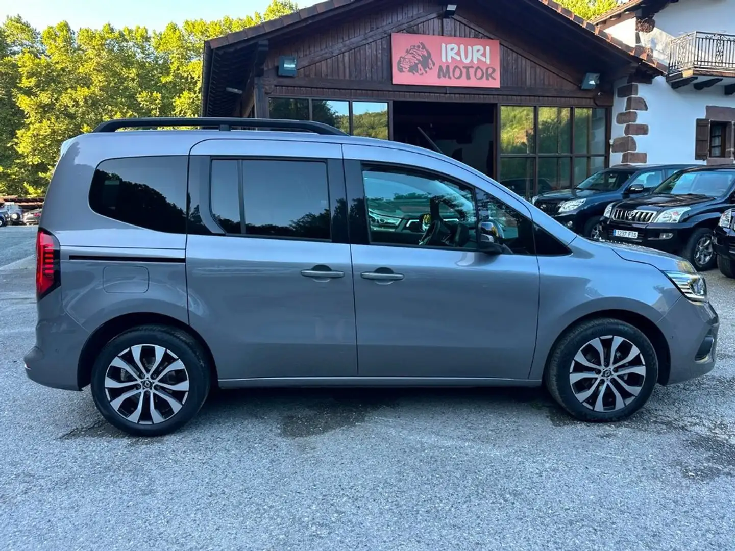 Renault Kangoo Combi Techno 1.5 blue dci 70kw 95cv Gris - 1