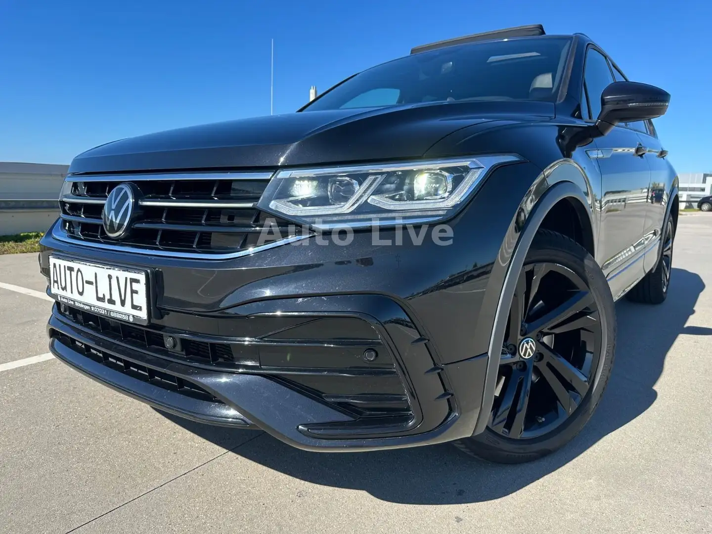 Volkswagen Tiguan Allspace 2.0 TDI DSG*4M*R LINE*PANO*VOL Schwarz - 1