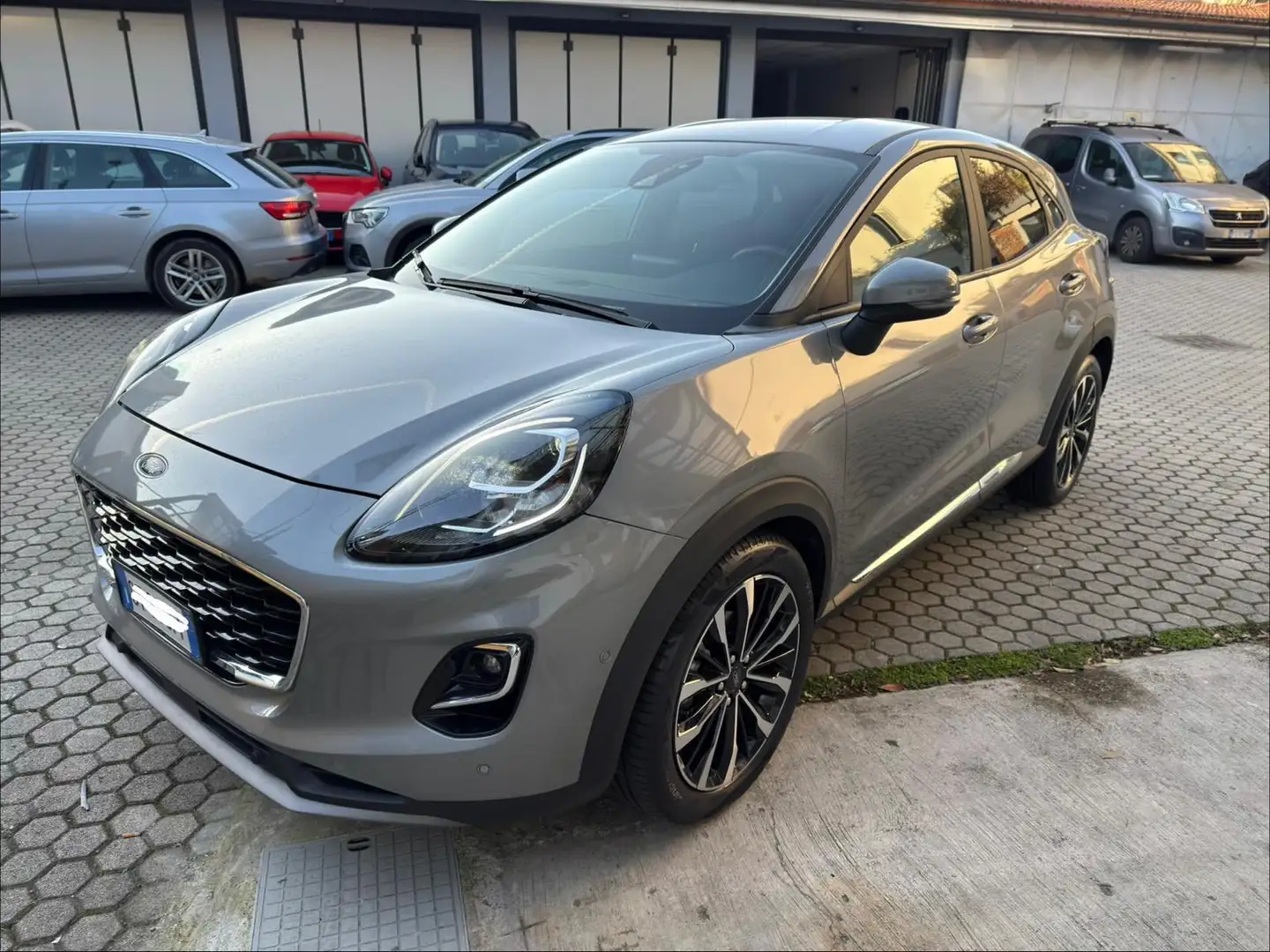 Ford Puma Puma 1.0 Hybrid Titanium X 125cv Gris - 2