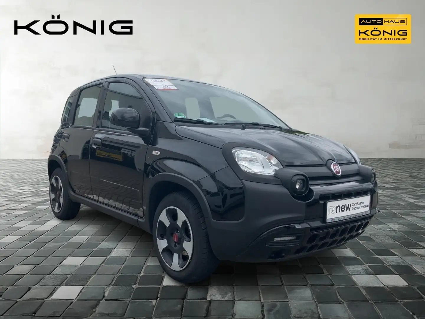 Fiat Panda Cross MY22 City Plus Hybrid 1.0 GS Zwart - 2