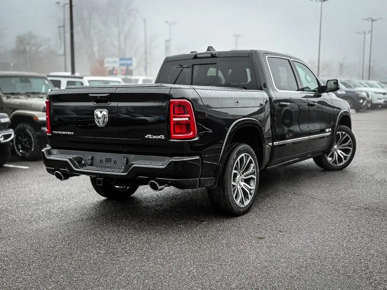 RAM 1500 снимка RAM 1500