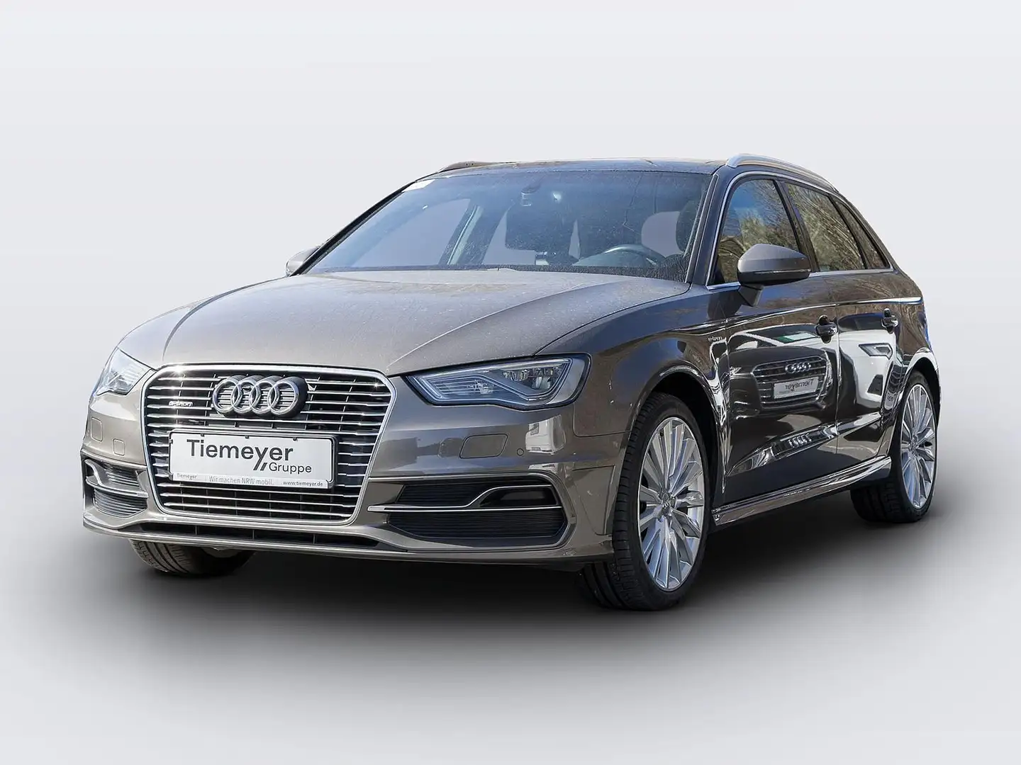 Audi A3 1.4 TFSI e-tron NAVI+ LED BuO PANO Gris - 2