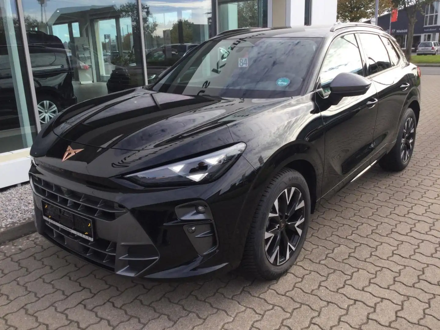 CUPRA Terramar 1.5 eTSI DSG Navi HUD Bluetooth LED Klima Noir - 2