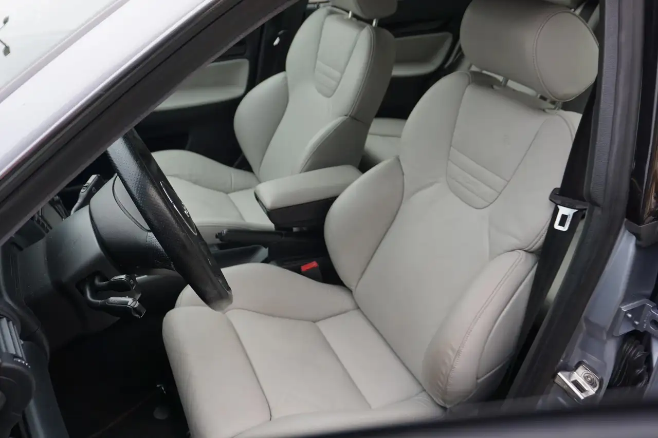 Audi RS4 Avant 2.7 V6 quattro, foto 6