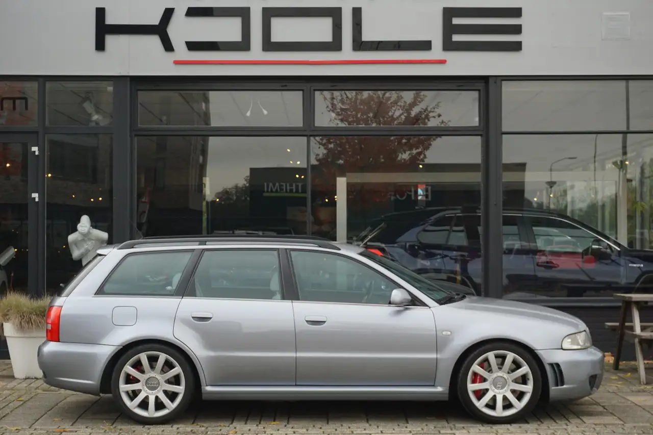Audi RS4 Avant 2.7 V6 quattro, foto 2