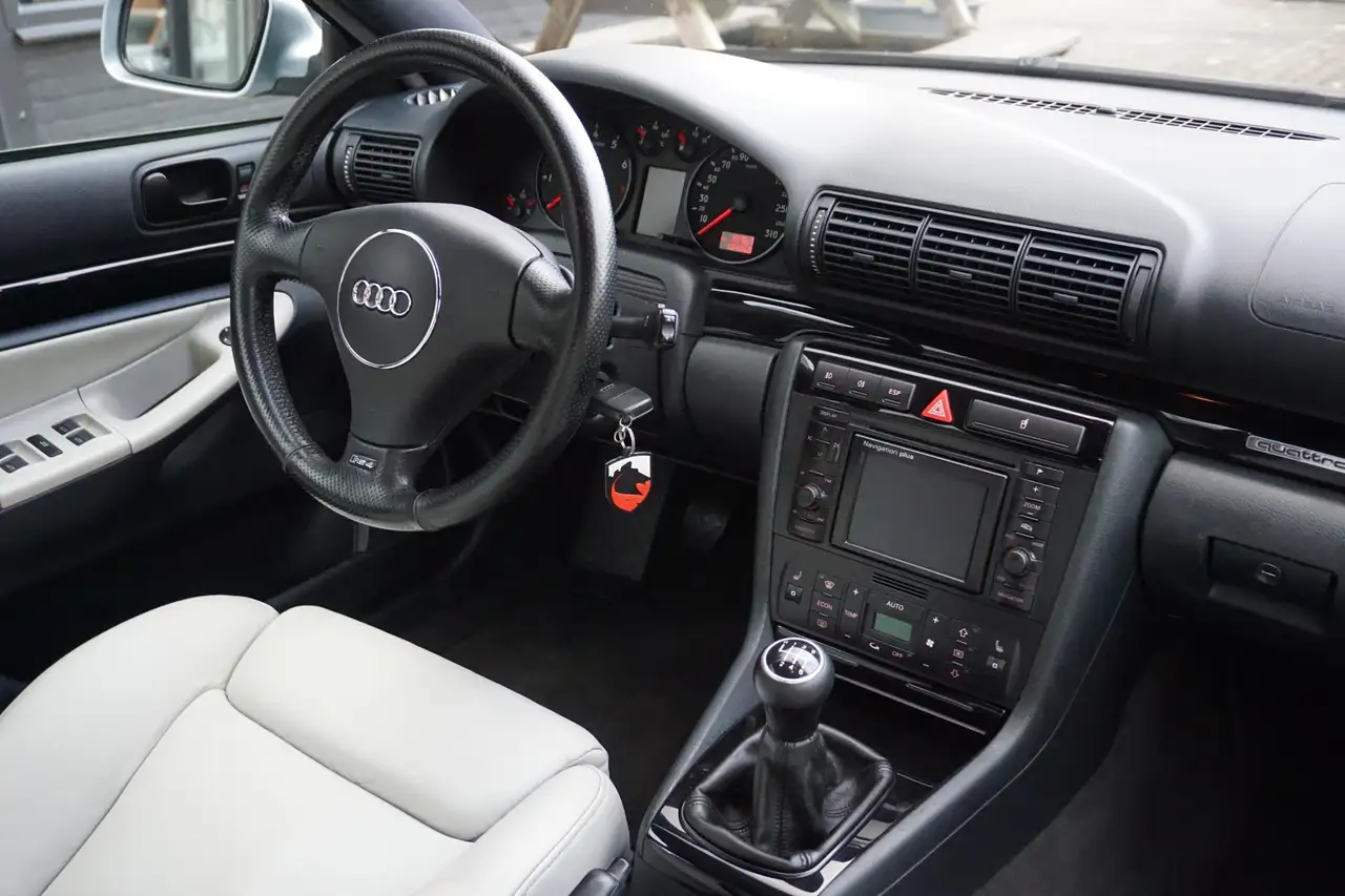 Audi RS4 Avant 2.7 V6 quattro, foto 5