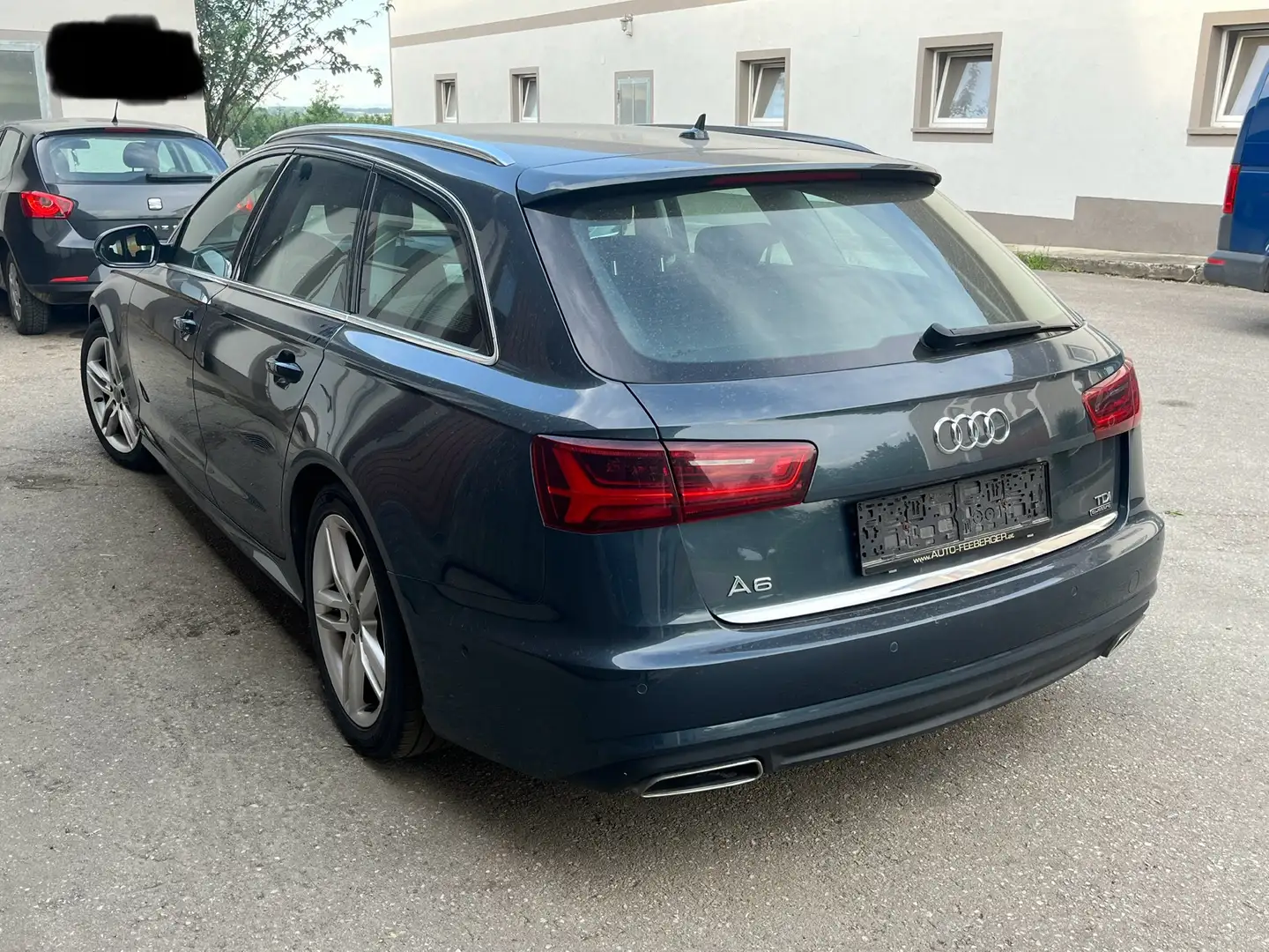 Audi A6 allroad 3,0 TDI quattro S-tronic Blau - 1