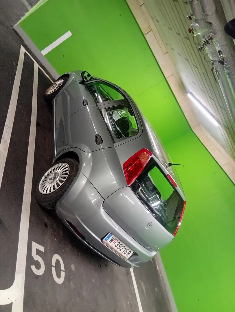 Fiat Punto Punto 1,2 Active Active Grau - 1