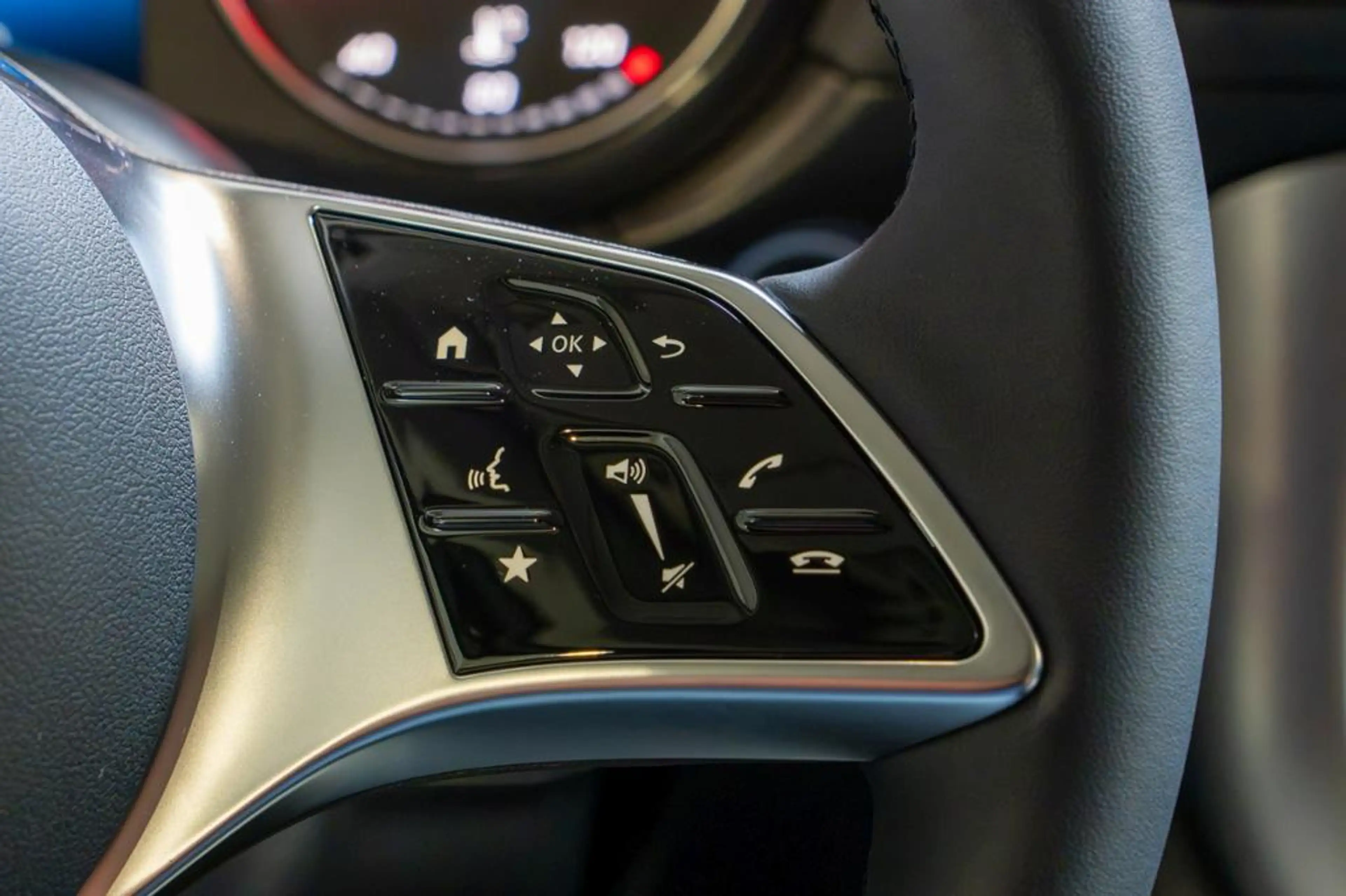 Mercedes-Benz T-Class T 180  *Edition Lang Navi AHK 7 Sitzer Kamera — photo 12