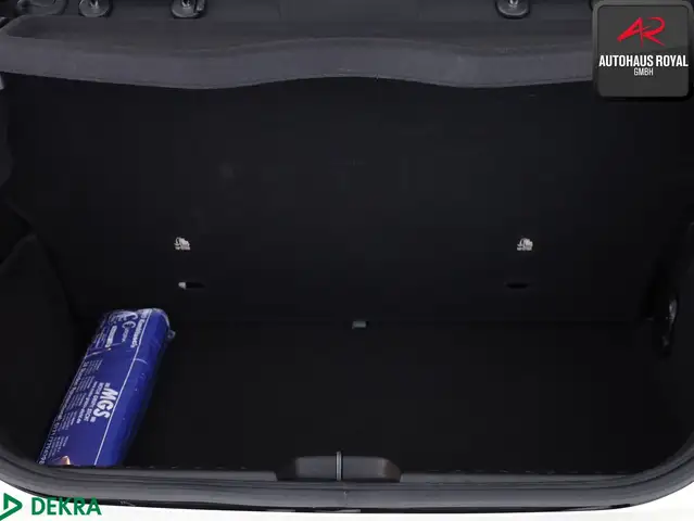 Fiat 500e view 12