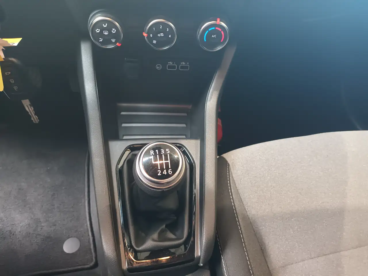 Renault Clio Evolution TCe 90 18