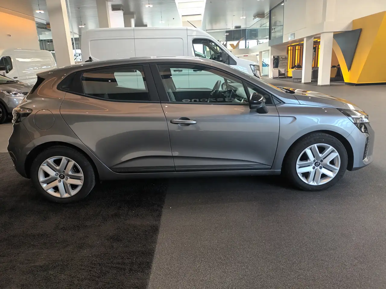 Renault Clio Evolution TCe 90 5