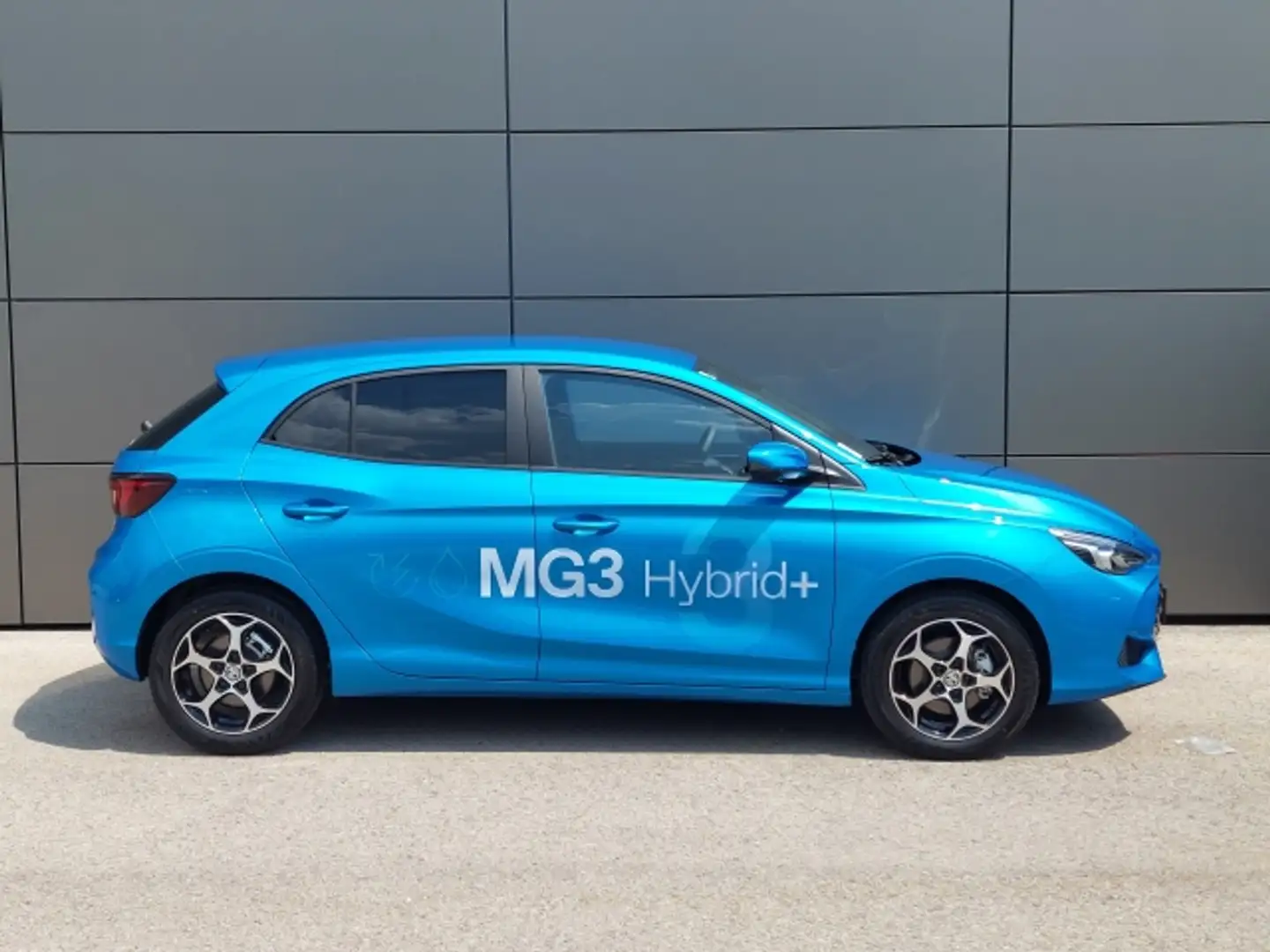 MG MG3 1,5 HEV Luxury Blau - 2
