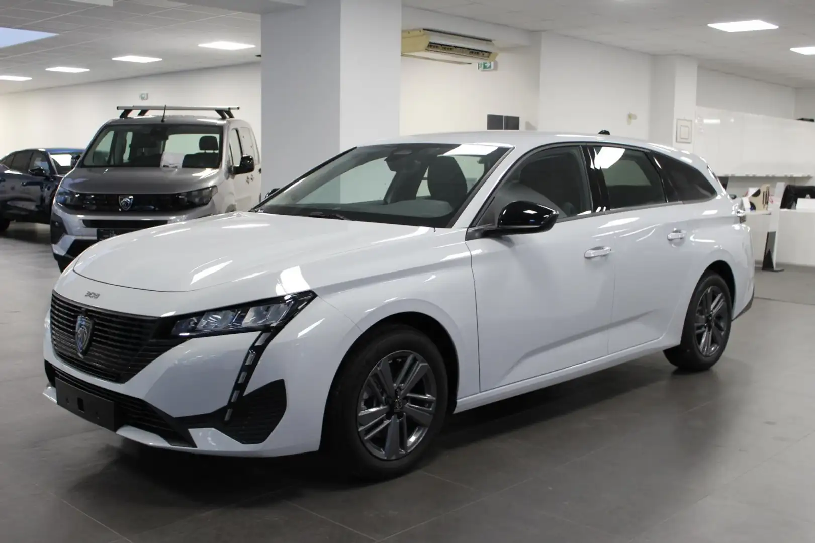 Peugeot 308 130 PureTech  Active mit Sitzheizung Blanco - 1