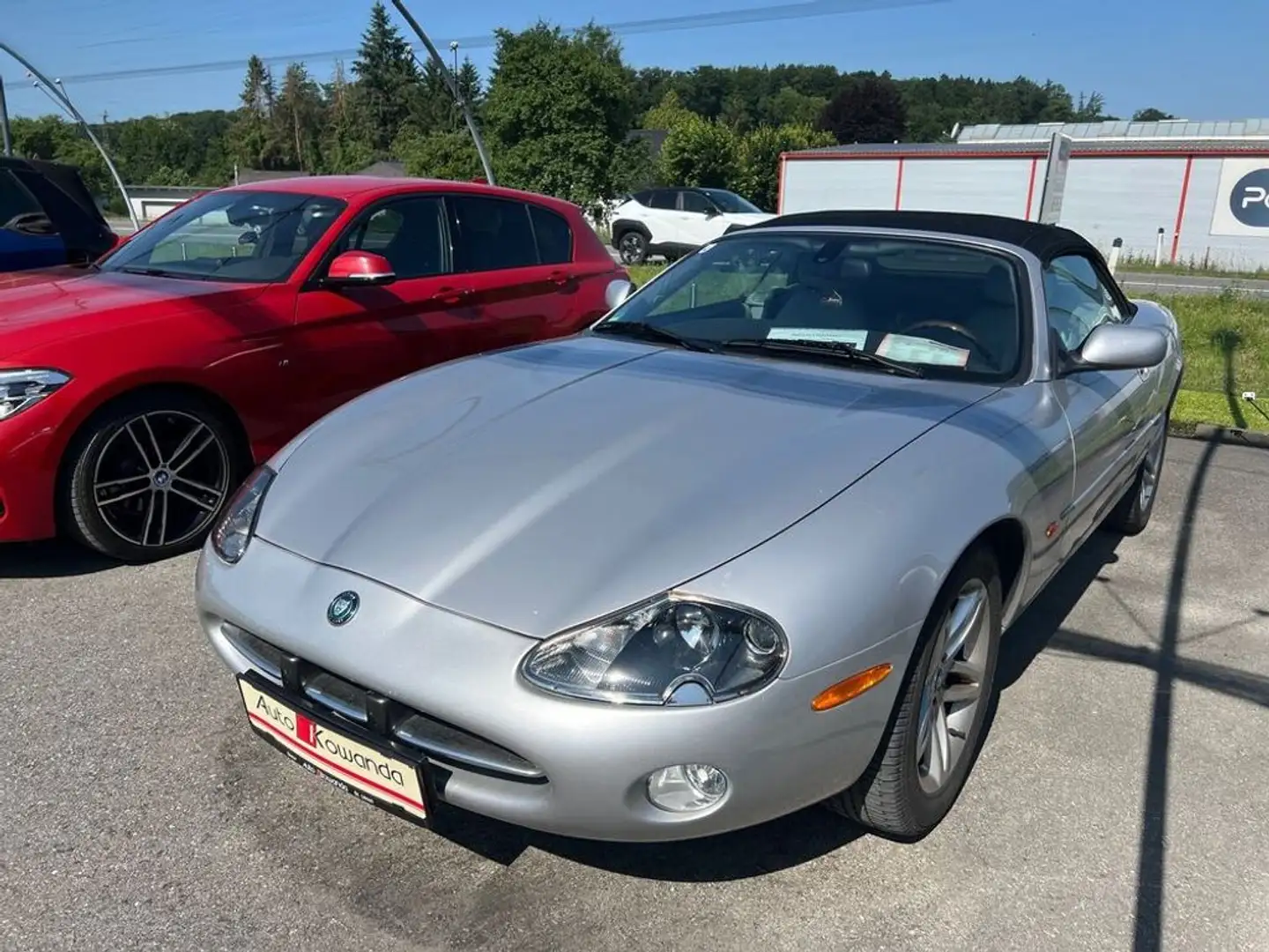 Jaguar XK8 XK8 Cabrio *Wenig Km* -Liebhaberfahrzeug Silber - 1