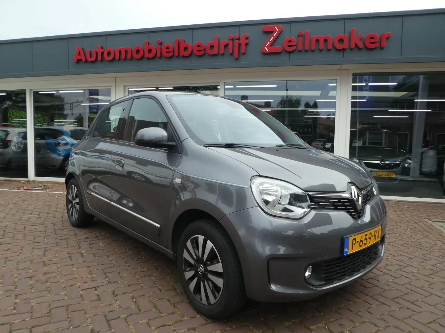 Renault Twingo 0.9 TCe Intens Automaat, Camera, Andoird/Carplay Grijs - 1