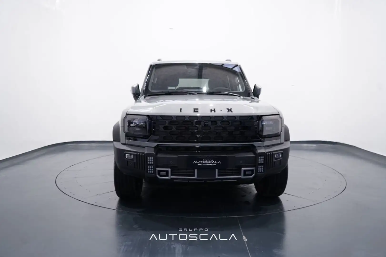 ICH-X K3 2.0 238cv GPL DCT 4WD Grau - 2