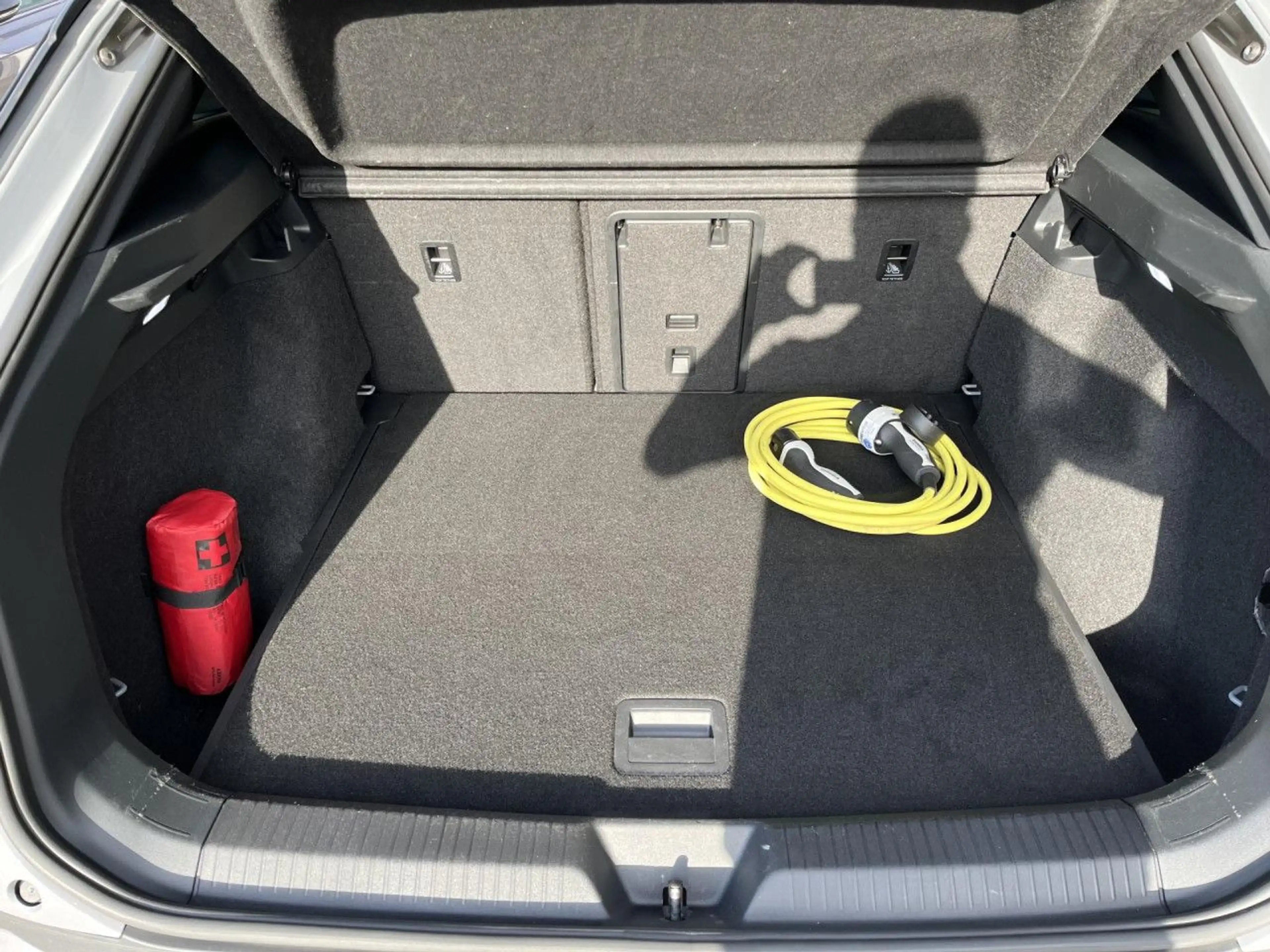Volkswagen ID.4 Pro Performance 77kWh LED NAVI APP ACC KAM — photo 8