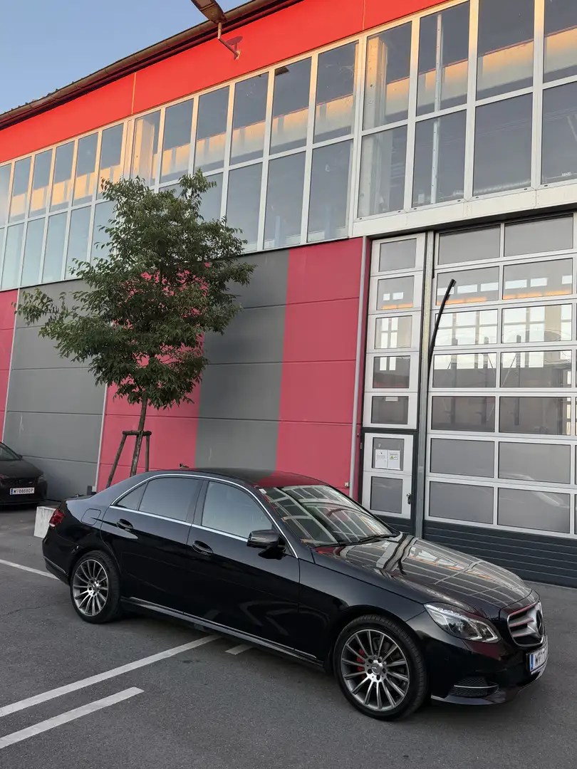 Mercedes-Benz E 250 E 250 CDI 4Matic Schwarz - 1