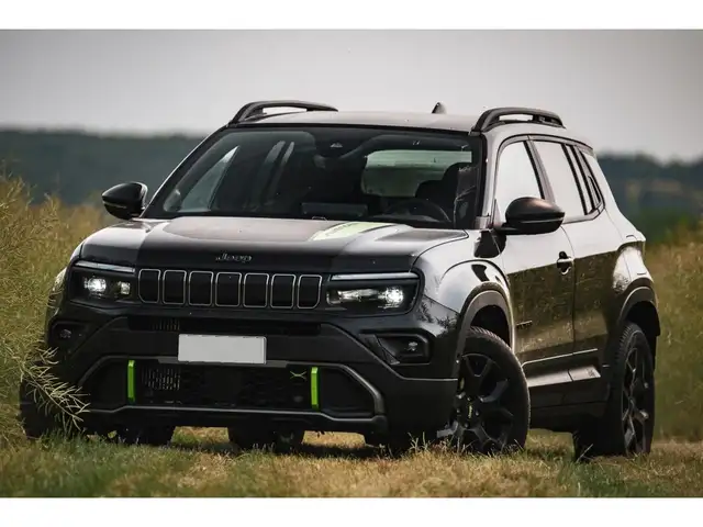 Jeep Avenger THE NORTH FACE 4XE HYBRID 145 TURBO AT NOIRE