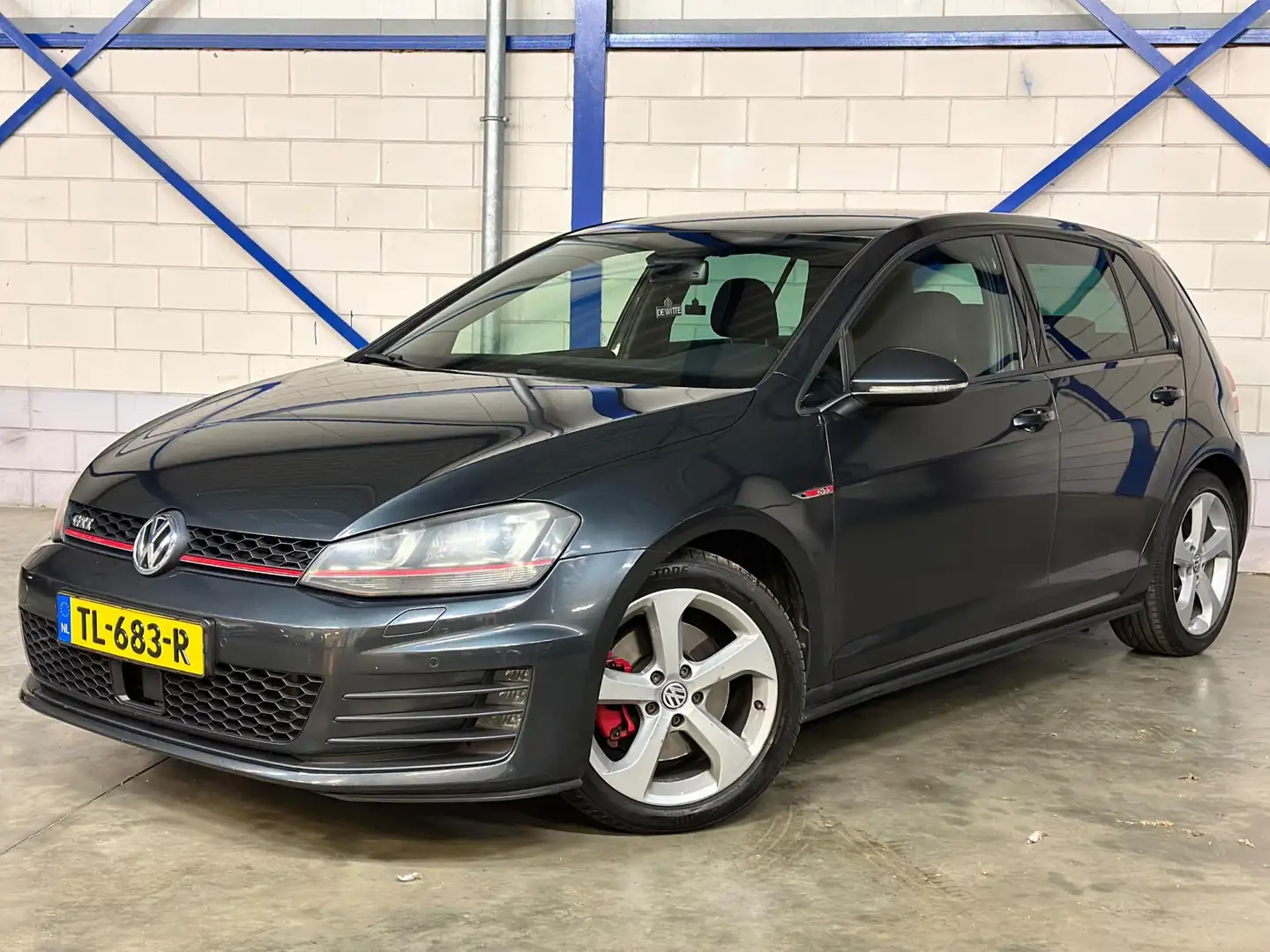 Volkswagen Golf GTI 2.0 TSI 220PK|TREKHAAK Grijs - 1