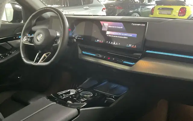 BMW M view 10