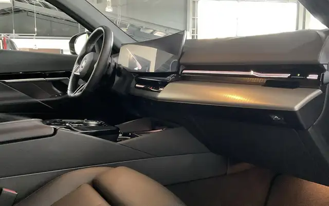 BMW M view 6