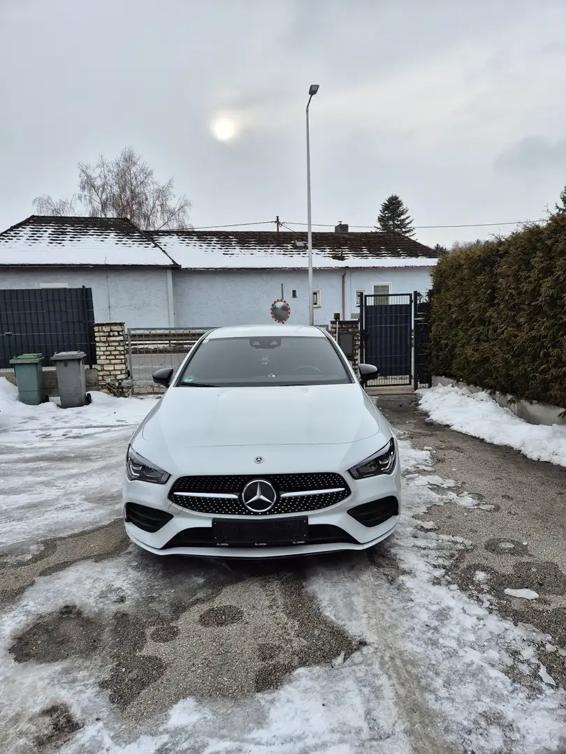 Mercedes-Benz CLA 200 CLA 200 Aut. Weiß - 2